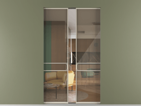 Алюминевая перегородка skr2_02_ Алюминий бежево-серый Stopsol Bronze прозрачное. Цвет Алюминий бежево-серый. Материал Алюминий в эмали. Коллекция Перегородка Formato скрытый пенал двустворчатая. Картинка.